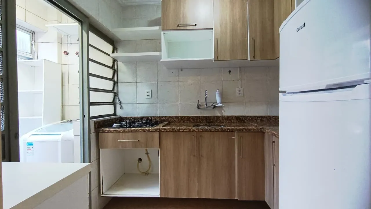 Imagem Apartamento de 2 dormitórios para locação no bairro Menino Deus, na Rua Barão do Gravataí. Um i...