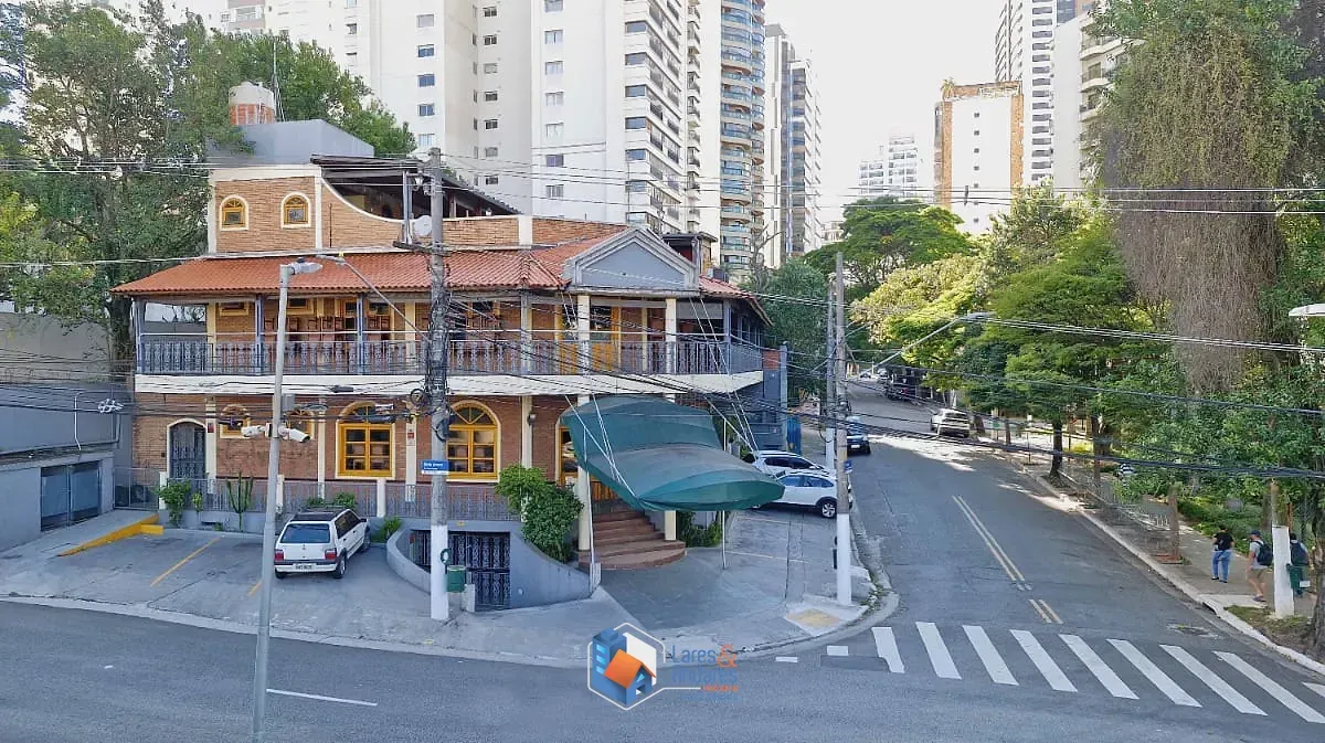 Foto do imóvel Casa comercial para venda em Brooklin, 1,368m² em Avenida Santo Amaro