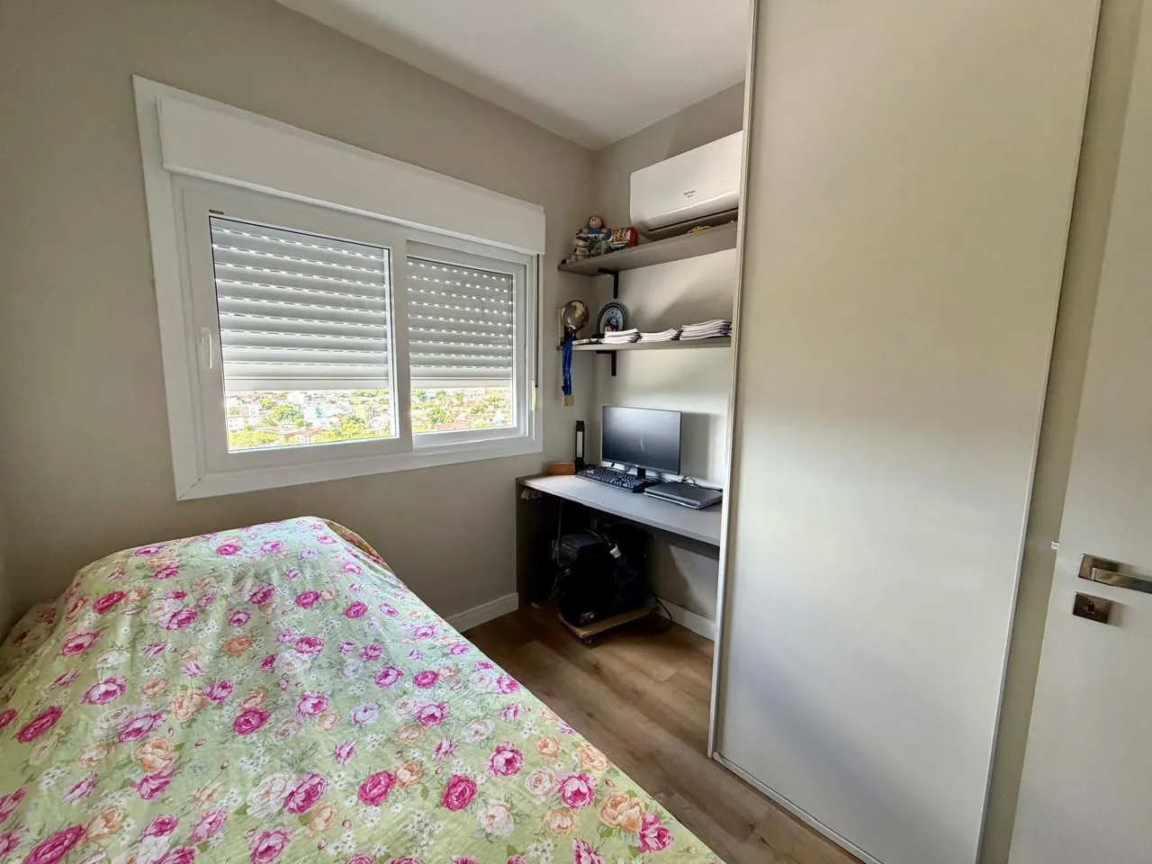 Imagem Apartamento com box duplo no bairro Teresópolis