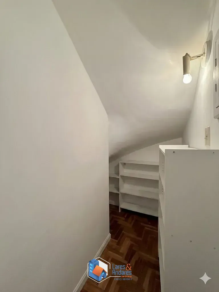 Imagem Casa para venda em Vila Marari com 3 quartos, sendo 1 suíte, 164m²