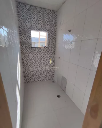 Imagem Casa com piscina para venda em Guaratuba(Balneário Nereidas), próximo ao mar, ótimo preço!!