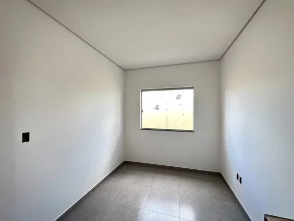Imagem Casa à venda em Igarapé, bairro Pousada Del Rey.