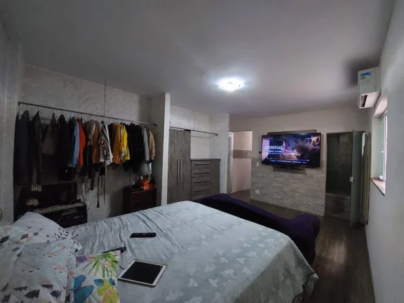 Imagem Sobrado com 3 Dormitorios sendo 3 Suites e 2 Vagas de Garagens