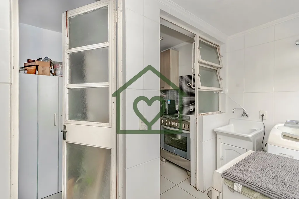 Imagem Apartamento à venda no bairro Auxiliadora, Localizado na rua Silva Jardim, próximo da Av 24 de Out...