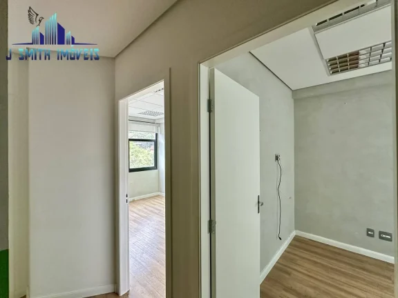Imagem Sala c/ 53,19m², 3 ambientes, copa, lavabo, ar-condic., 1 vaga, elevador.