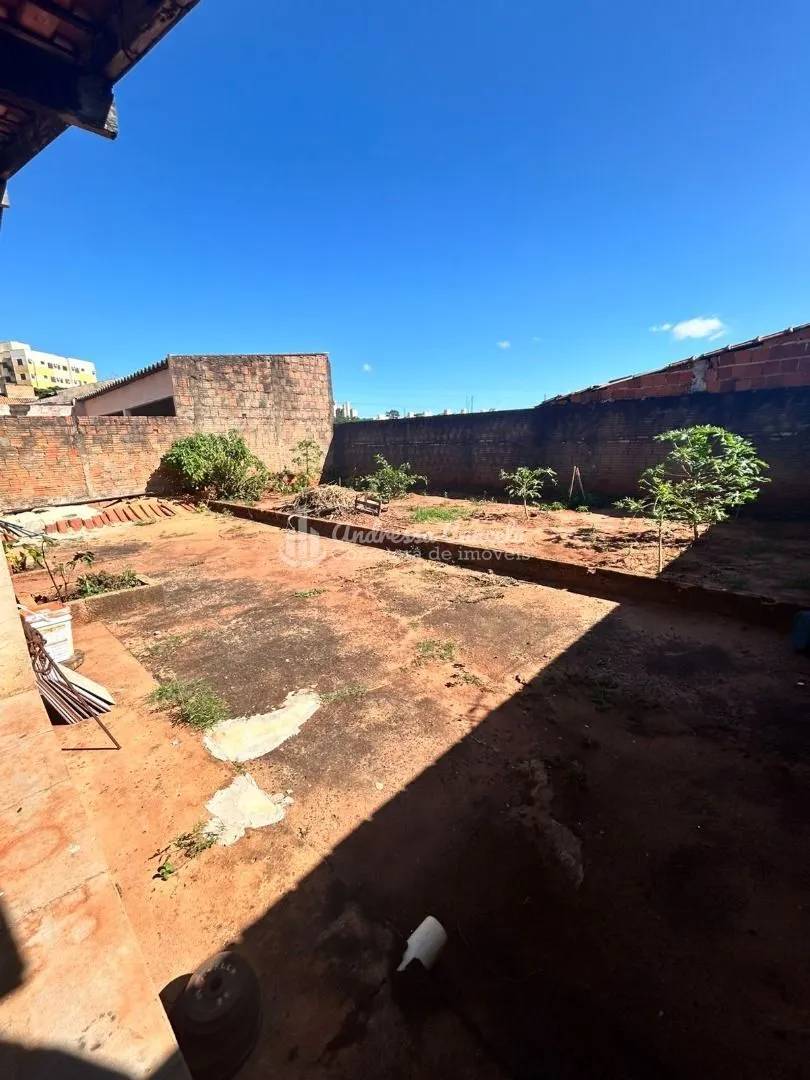 Imagem Casa com 3 dormitórios à venda, 170 m² por R$ 399.000,00 - São Francisco - São José do Rio Preto/SP