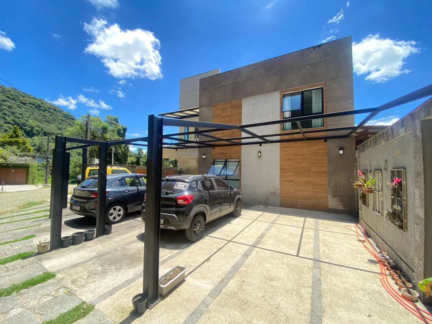 Imagem Casa para Venda em Teresópolis / RJ no bairro Parque do Ingá