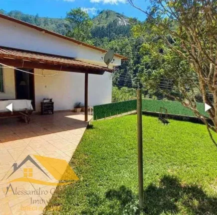 Imagem Vendo casa em Lagoinha com 4 quartos, aceita permuta na Região dos Lagos