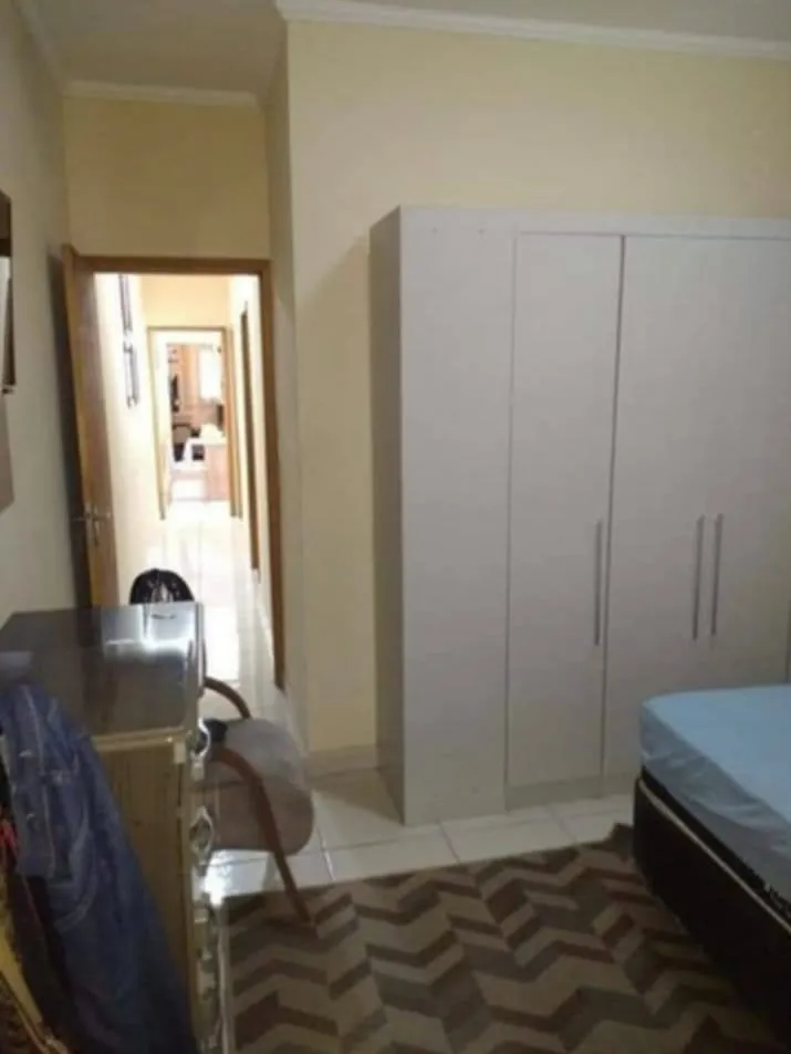 Imagem Casa à venda 2 Quartos, 1 Suite, 2 Vagas, 125M², Conjunto Residencial Araretama, Pindamonhangaba - SP