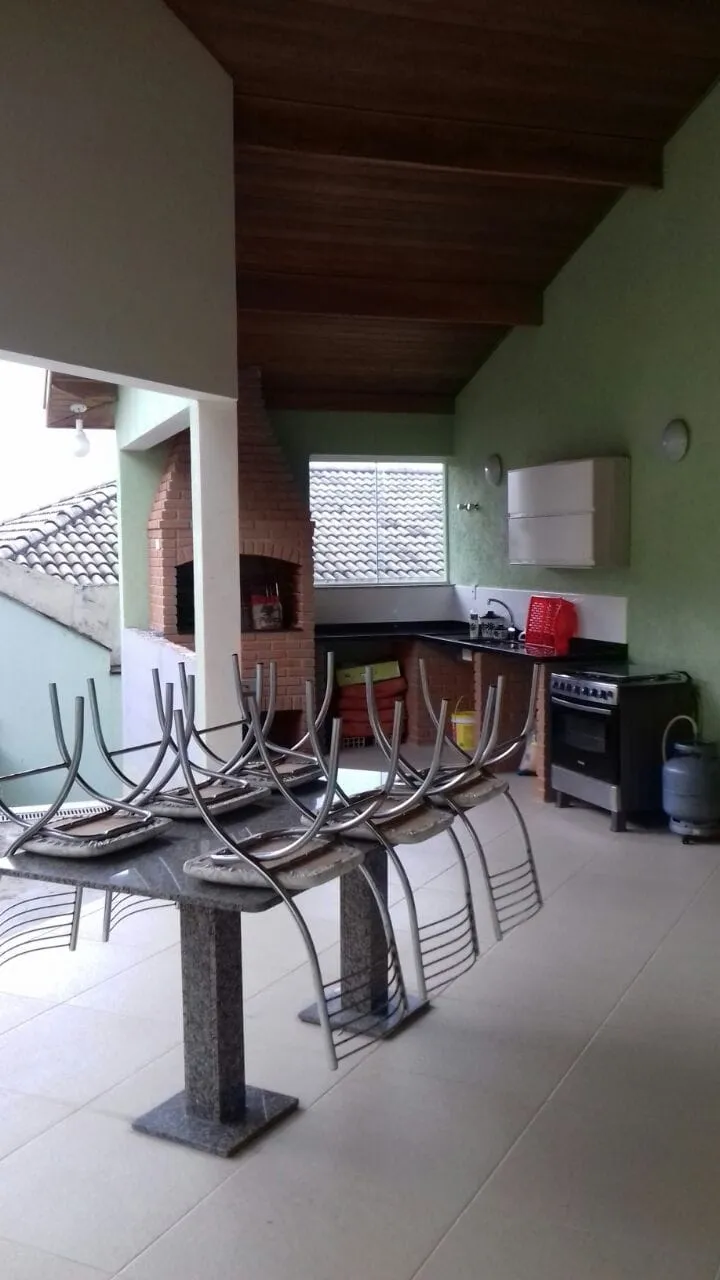 Imagem Casa à venda 3 Quartos, 3 Suites, 2 Vagas, 744.44M², Portal das Colinas, Guaratinguetá - SP