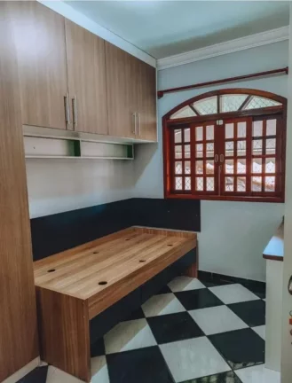 Imagem Sobrado com 4 dormitórios, 270 m² - venda por R$ 690.000,00 ou aluguel por R$ 3.800,00/mês - Residencial União - São José dos Campos/SP