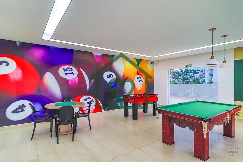 Imagem Este lindo apartamento conta com: 
 2 dormitórios (sendo 1 suíte) 
 55m² bem distribuídos 
 Saca...