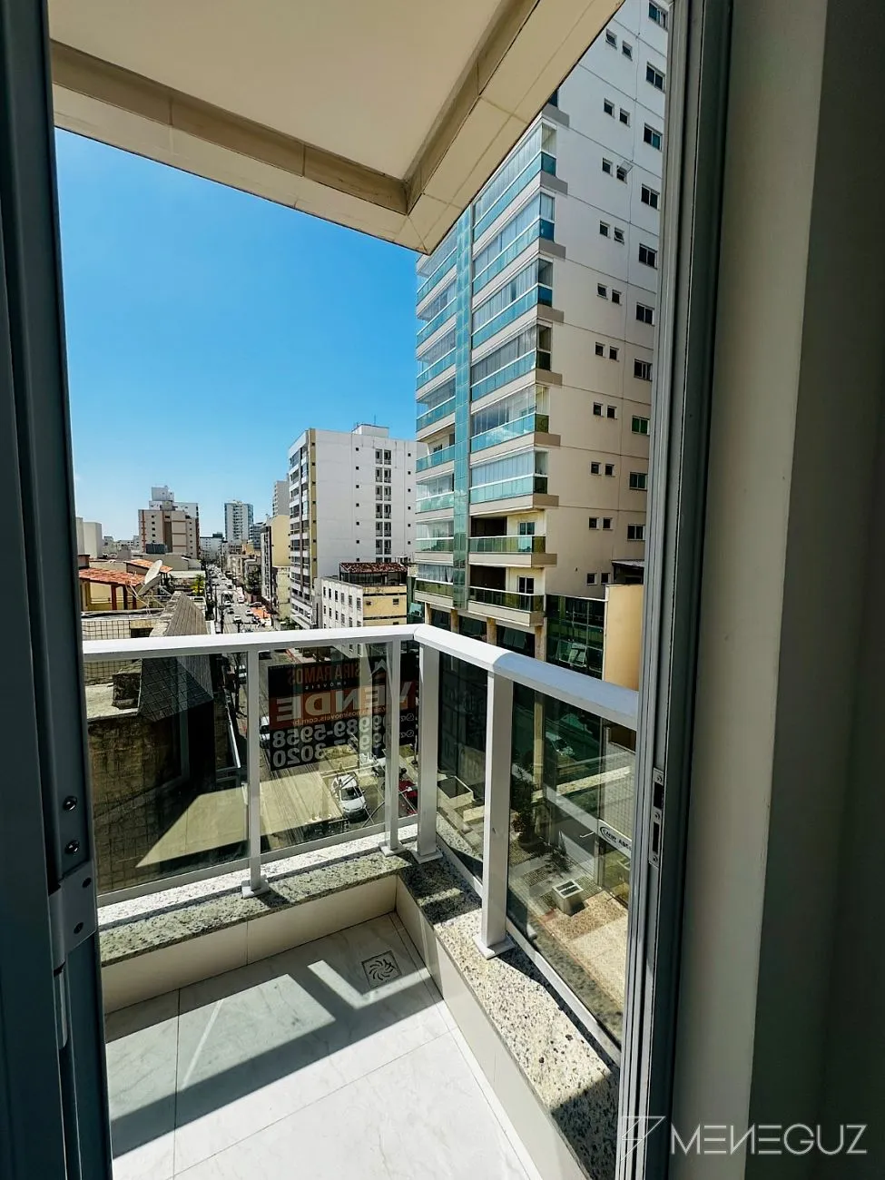 Imagem Seu novo lar Awaits: Apartamento de 3 quartos sendo um suite