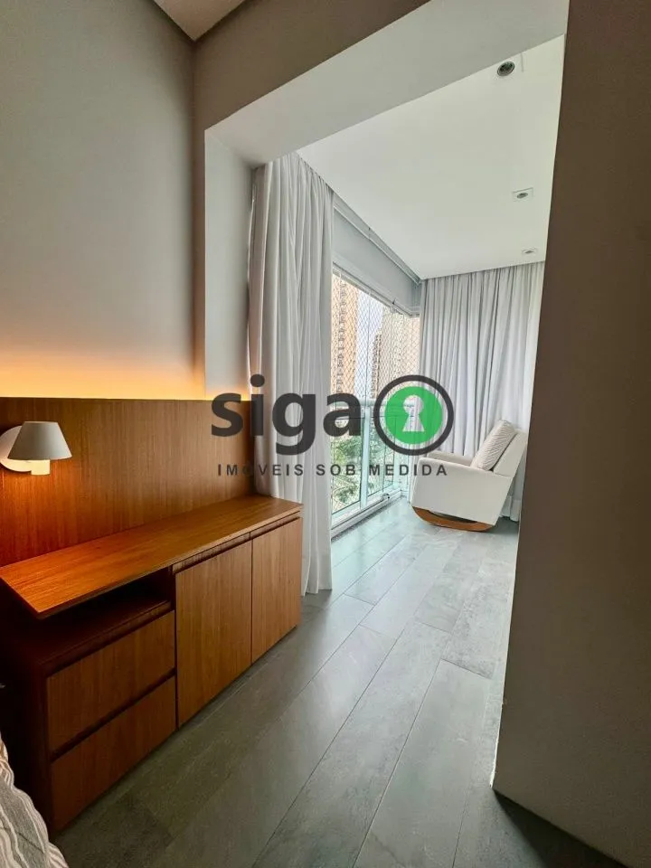 Imagem APARTAMENTO NO PANAMBY COM 3 SUÍTES Á VENDA, 3 VAGAS, QUADRA DE TENIS!!! REFORMADO!