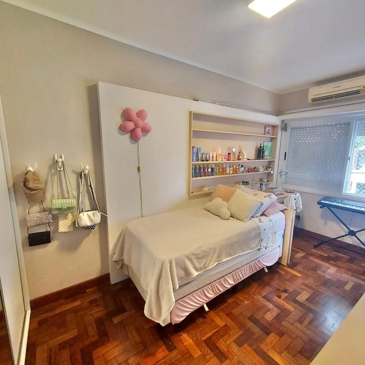 Imagem Excelente apartamento a venda semi mobiliado no bairro Rio Branco.
