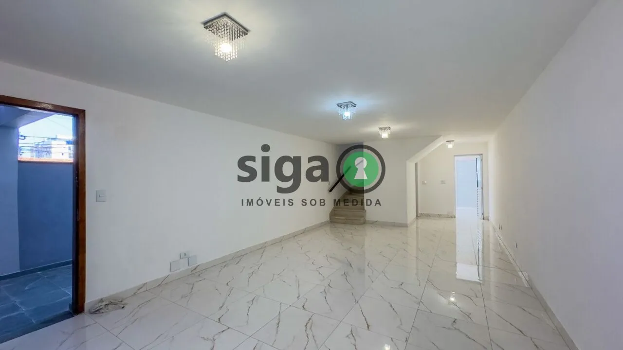Imagem Casa à Venda no Jardim Aeroporto ? 3 Dormitórios, Suíte, Quintal e Edícula
