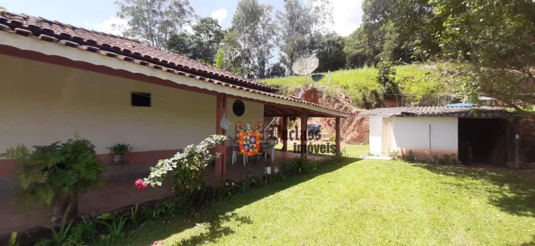 Imagem Chácara com 3 dormitórios à venda, 4300 m² por R$ 460.000,00 - Jardim Bom Jesus - Toledo/MG