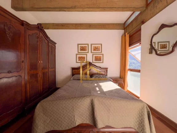 Imagem Casa com 4 suítes, vista livre para as montanhas e lazer completo - A 12 minutos do centro de Teresópolis