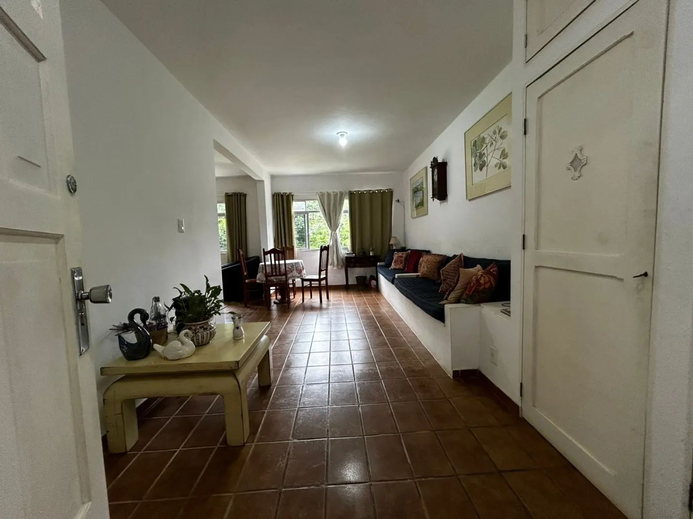Imagem Casa para Venda em Petrópolis / RJ no bairro Araras