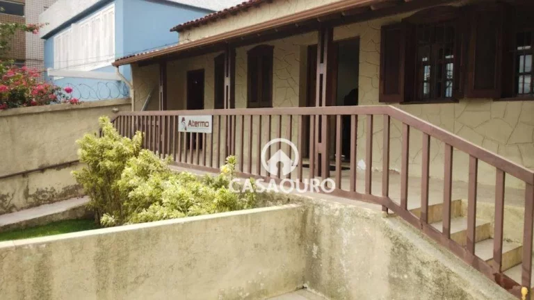 Imagem Casa com 6 dormitórios à venda, 250 m² por R$ 1.010.000,00 - São Lucas - Belo Horizonte/MG