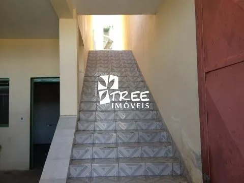 Imagem VENDA CASA no Bairro do Jardim Real distribuídos em 3 dormitórios, sala para 2 ambientes, banheiro, cozinha, lavanderia, 4 vagas coberta. Salão de fes