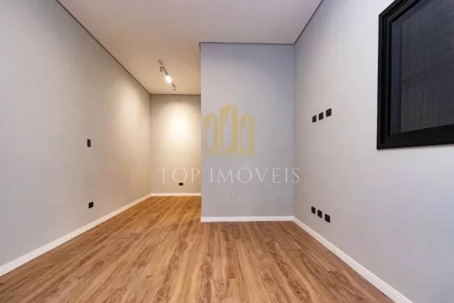 Imagem Magnifica casa Nova três dormitórios suite master espaço gourmet em condominio fechado