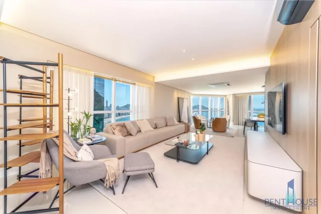 Imagem Apartamento Frente Mar para Venda em Balneário Camboriú, CENTRO, 4 dormitórios, 4 suítes, 6 banheiros, 4 vagas