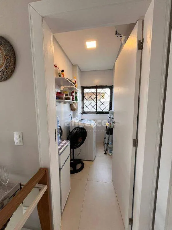 Imagem Casa Alto Padrão à Venda - 3 Dormitórios I 1 Suíte I 200m da Praia I Mobiliada - na Pinheira, Palhoça -S.C.