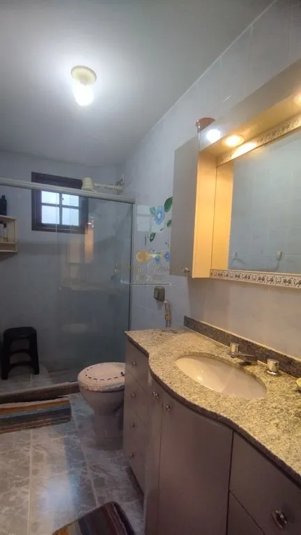 Imagem Casa em Condomínio para Venda em Teresópolis / RJ no bairro Vale Feliz