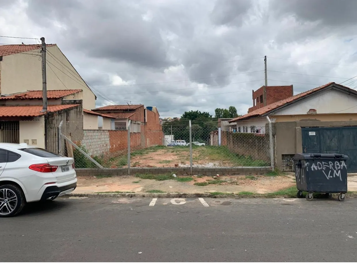 Imagem TERRENO PLANO 500m2