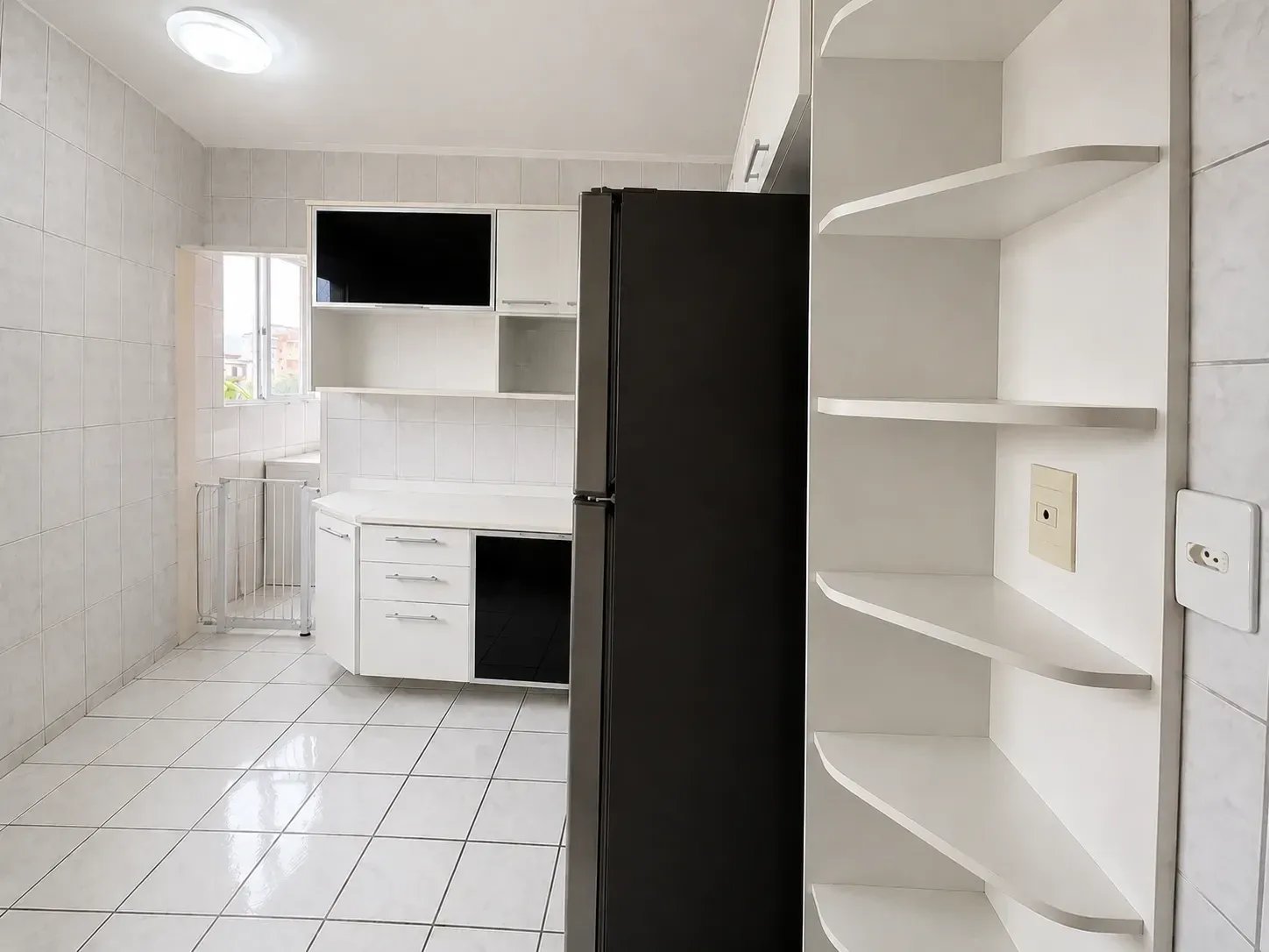Imagem Apartamento com 2 Quartos à Venda, 66 metros em Jardim Casqueiro - Cubatão