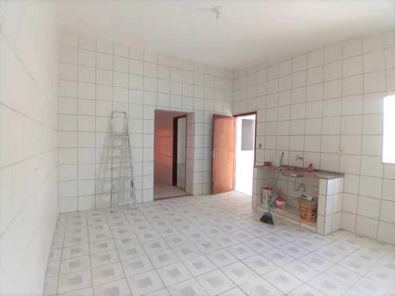 Imagem Casa para Venda em Recife, Jardim São Paulo, 5 dormitórios, 2 banheiros, 2 vagas