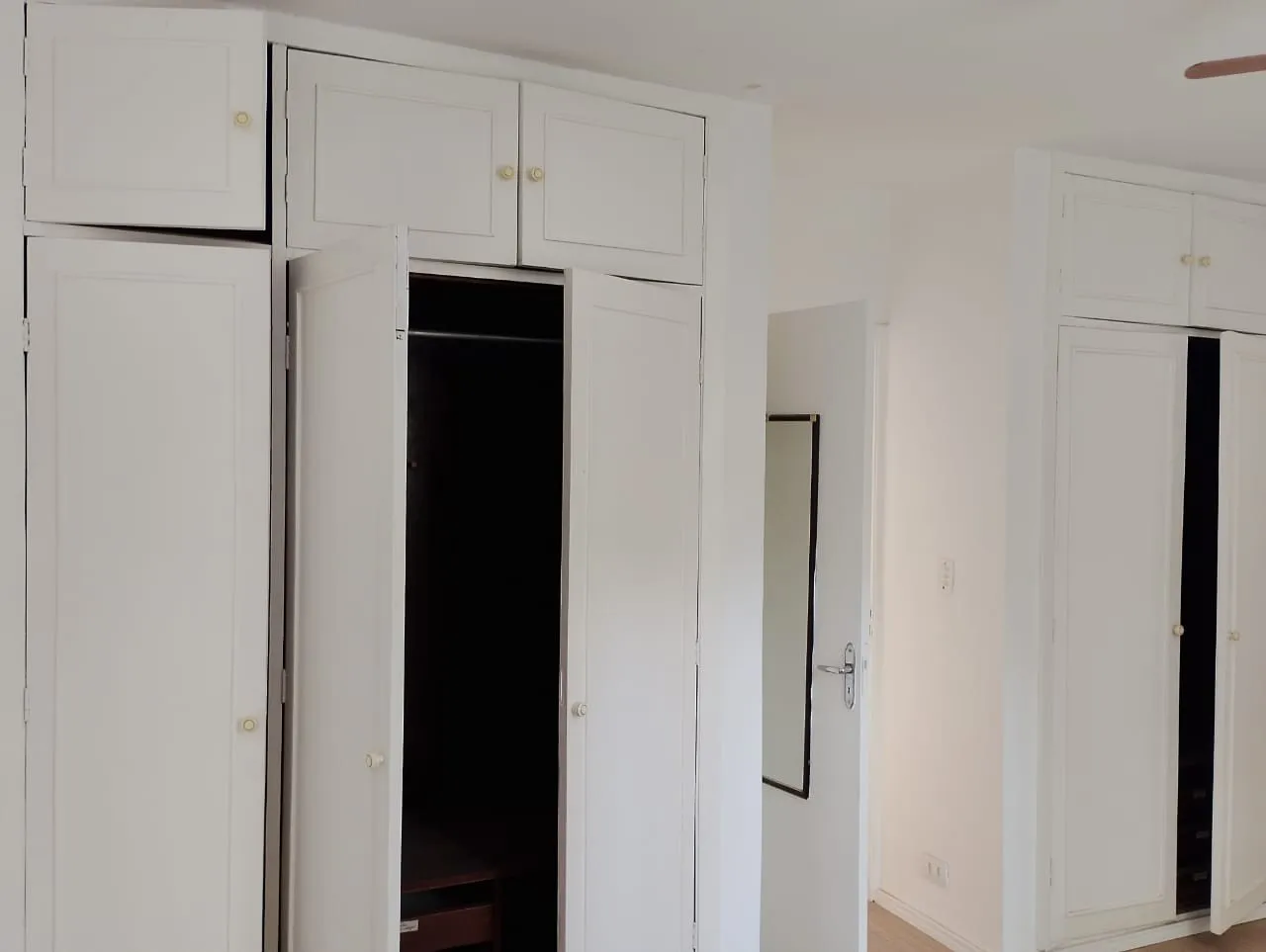 Imagem Casa para Locação em São Paulo, Planalto Paulista, 3 dormitórios, 1 suíte, 4 banheiros, 2 vagas