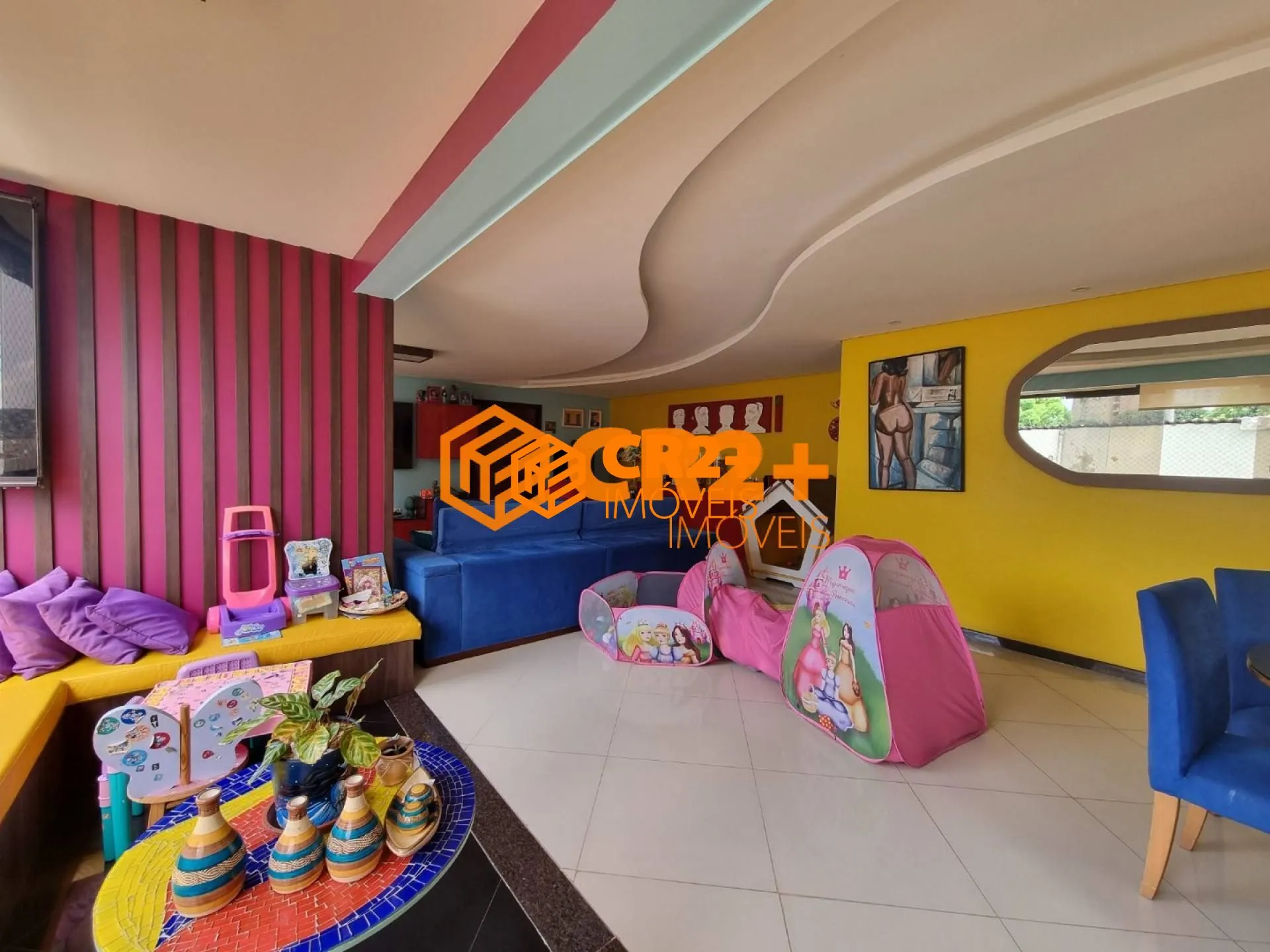 Imagem Apartamento a Venda com 4 quartos 3 suítes em Casa Forte 200m² em Recife
