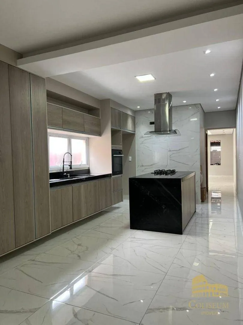 Imagem Casa com 3 dormitórios à venda, 100 m² por R$ 790.000,00 - Vila Guilhermina - Praia Grande/SP