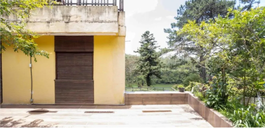 Imagem Sobrado de alto padrão para locação em Diadema-SP, Eldorado: 8 quartos, 3 suítes, 4 banheiros, 3 vagas de garagem!
