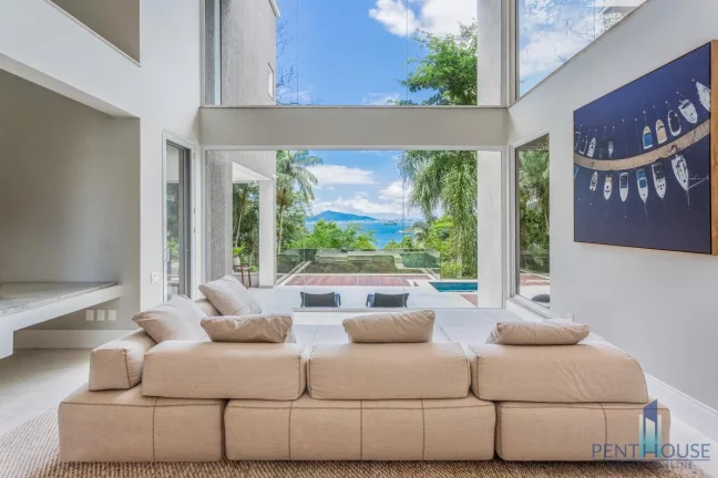Imagem Casa para Venda em Balneário Camboriú, BARRA, 4 dormitórios, 4 suítes, 5 banheiros, 4 vagas