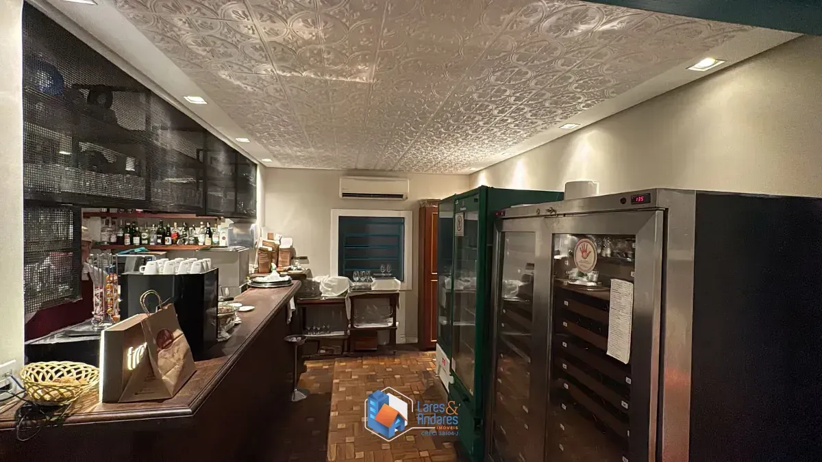 Imagem Casa comercial para venda em Indianópolis, 175m²