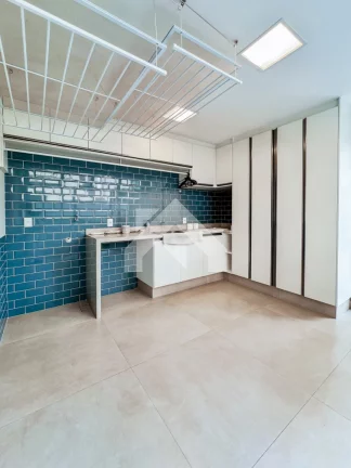 Imagem Casa de Condomínio em Residencial Tambore - Barueri