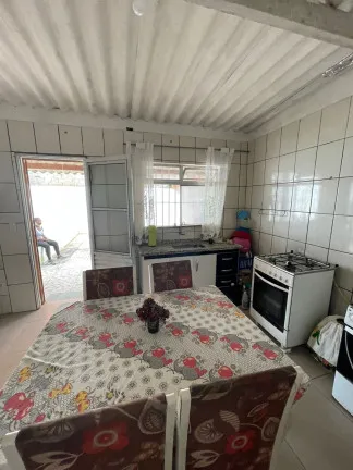 Imagem Casa com 2 Quartos à Venda, 60 m² em Balneário Gaivota - Itanhaém