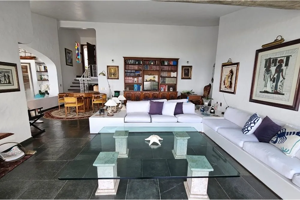 Imagem Casa em condomínio para venda com 4 quartos, sendo 4 suítes, 427m2