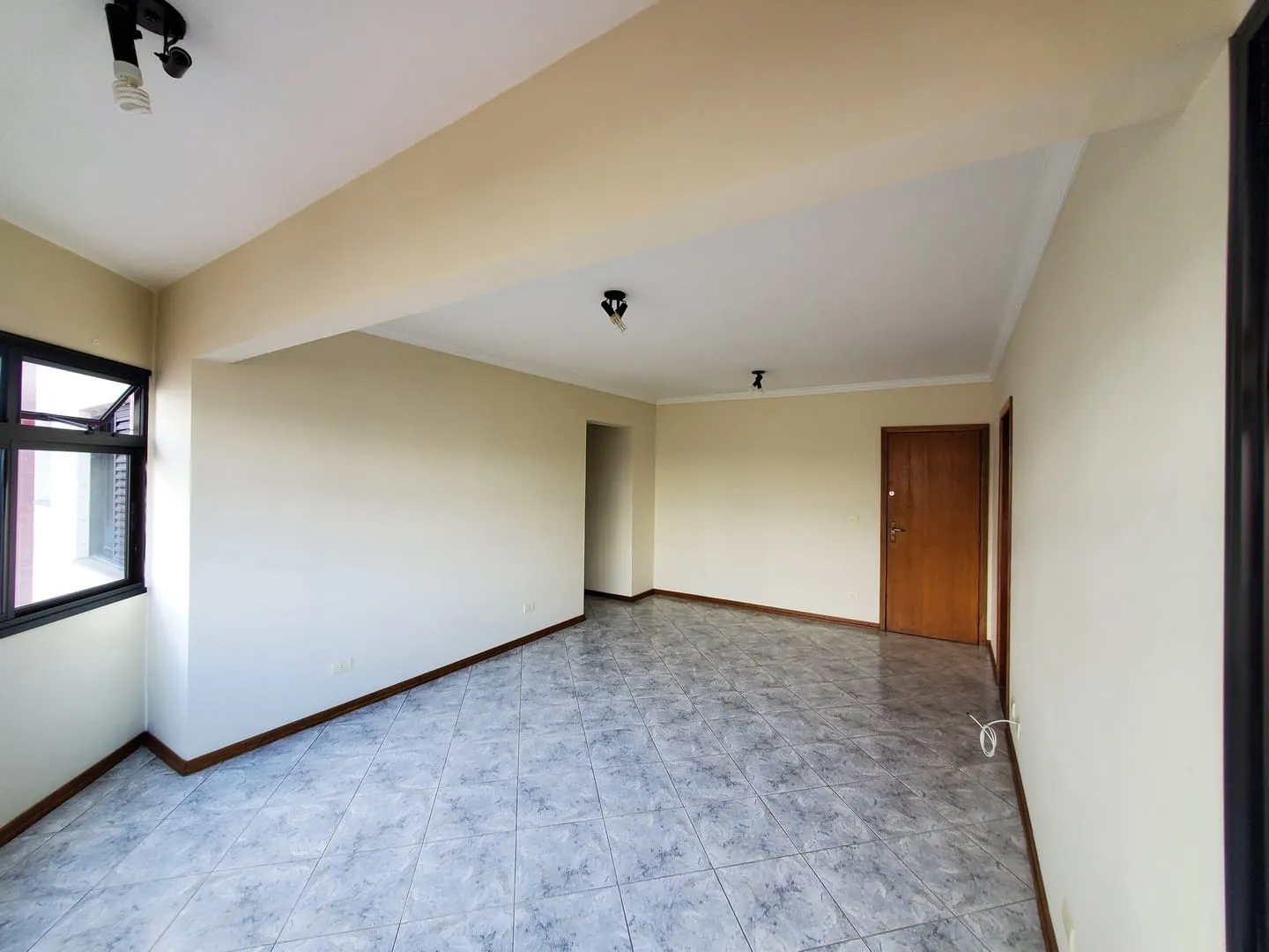 Imagem Apartamento à venda 2 Quartos, 1 Suite, 1 Vaga, 75M², Centro, Taubaté - SP | Edifício Millenium