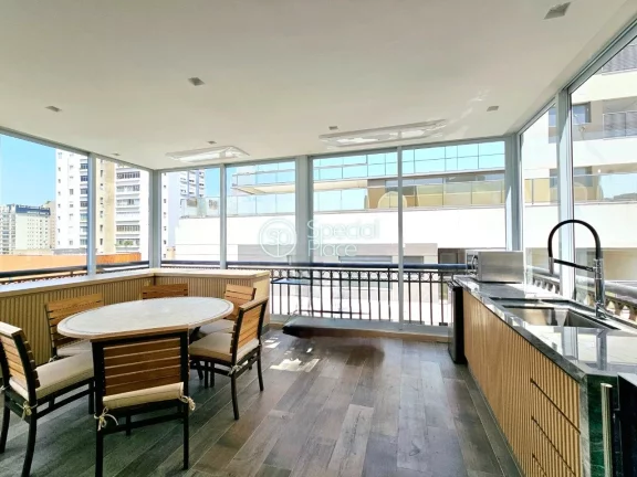 Imagem Vila Nova Conceição Cobertura à Venda Recém Reformada pelo escritório de arquitetura Fernanda N...