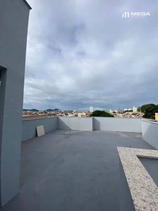 Imagem Excelente casa duplex Santos dumont