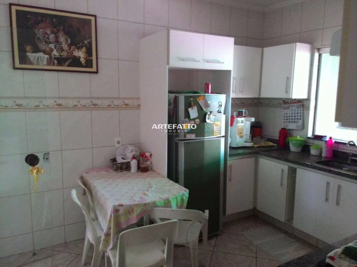 Imagem Casa à venda em Franca, Centro, com 3 quartos, 199m2
