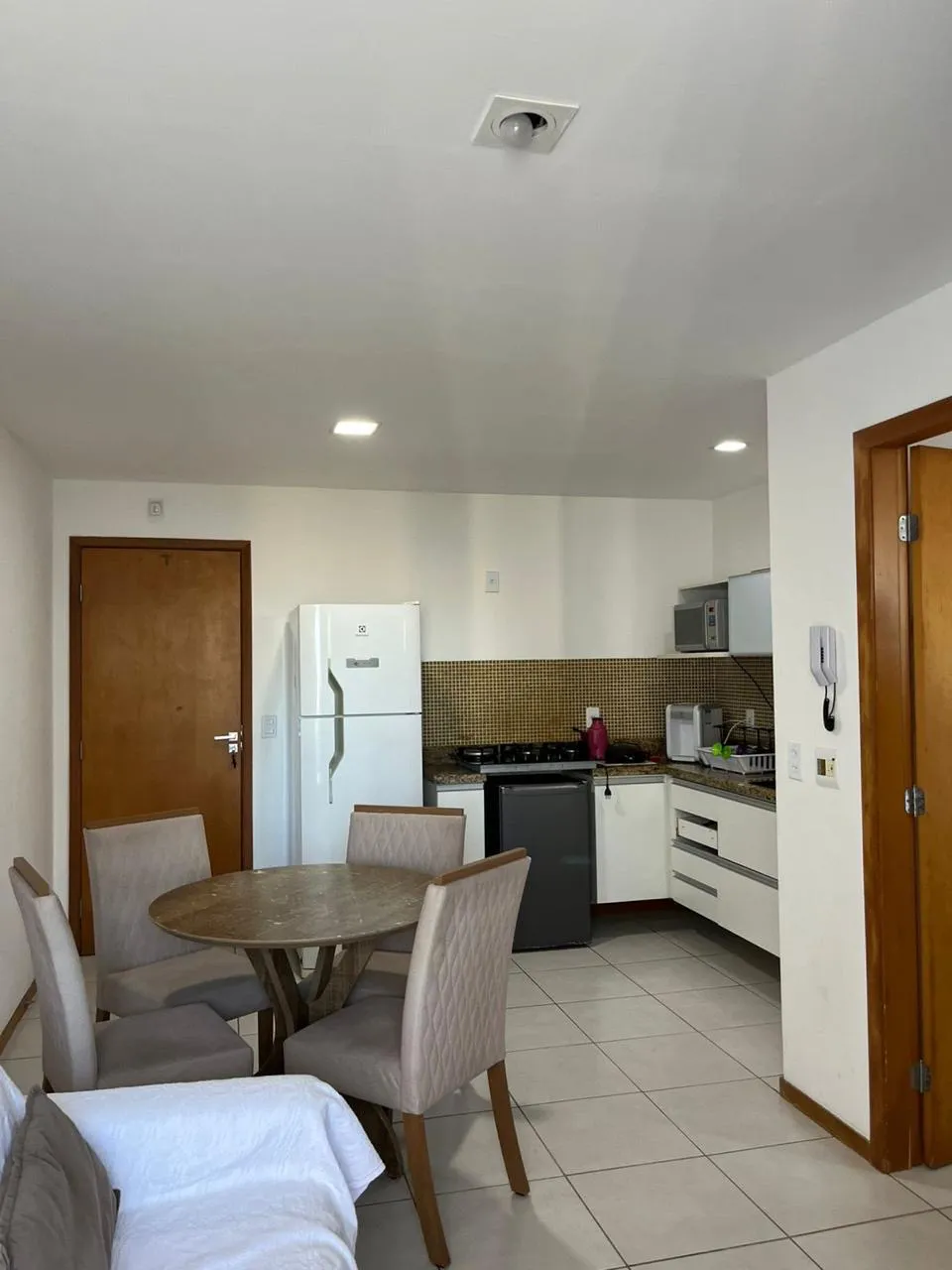 Imagem Flat com 1 Quarto à Venda, 42 m² em Praia de Itaparica - Vila Velha