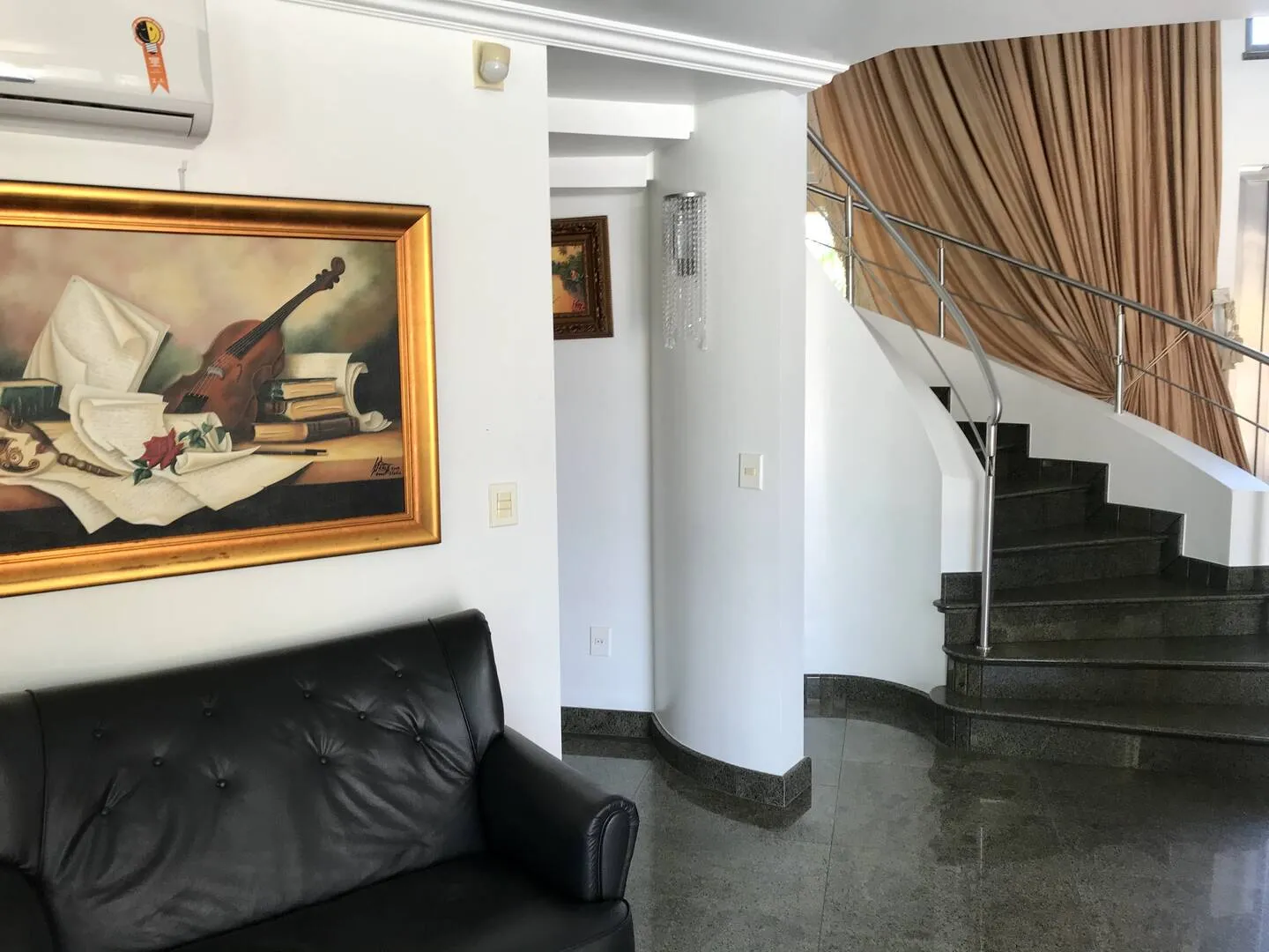 Imagem CASA LOCAÇÃO TEMPORADA EM JURERÊ INTERNACIONAL