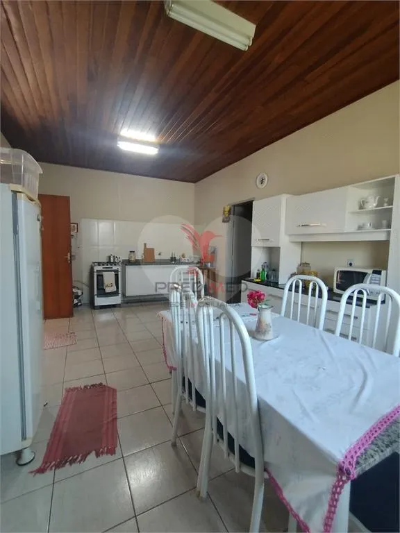Imagem Casa de 3 quartos, 138m² no bairro Vila Marimbondo, em Lençóis Paulista