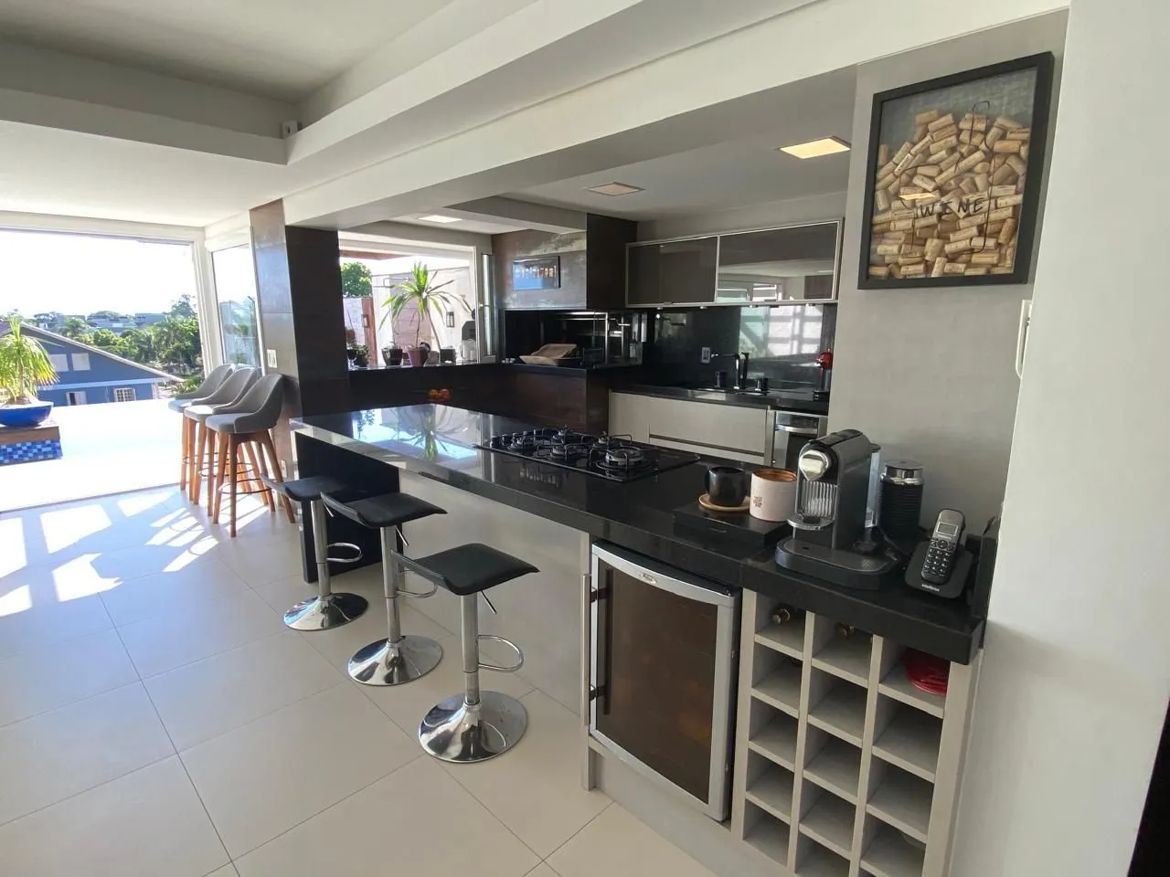 Imagem Casa em Ipanema com 4 Dormitórios sendo 3 Suíte