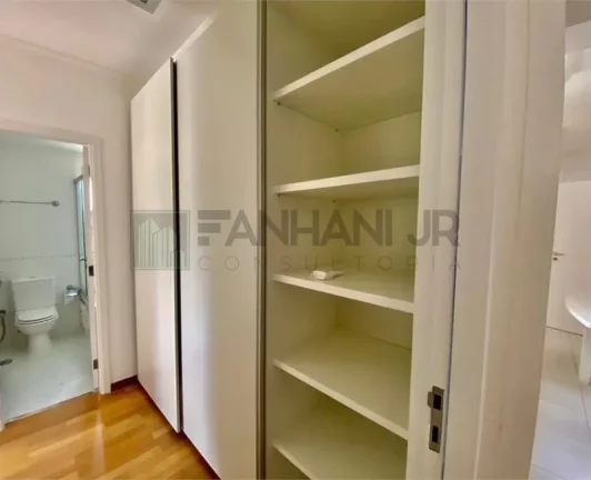 Imagem Imperdível oportunidade: Apartamento de luxo no Itaim Bibi com 3 suítes, 2 salas e 3 vagas de garagem!